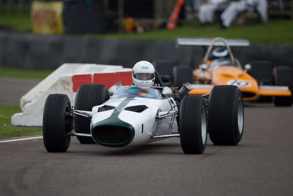 McLaren M2B Ford - Chassis: M2B-1  - 2015 Goodwood Revival
