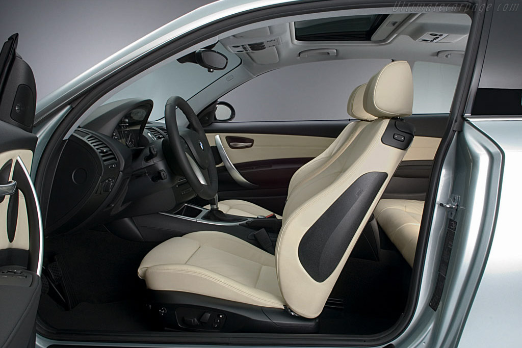 BMW 130i Hatchback