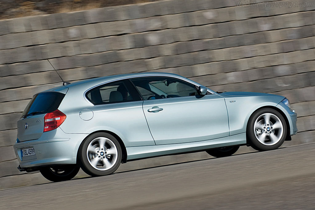 BMW 130i Hatchback