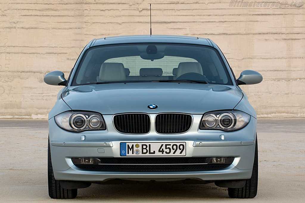 BMW 130i Hatchback