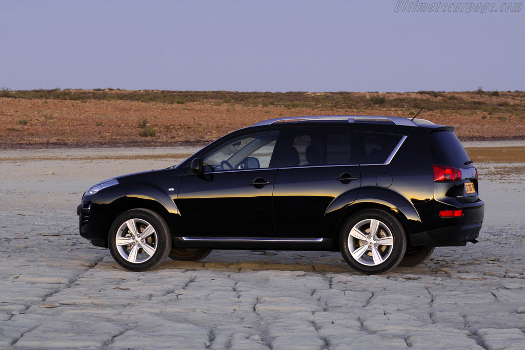 Peugeot 4007