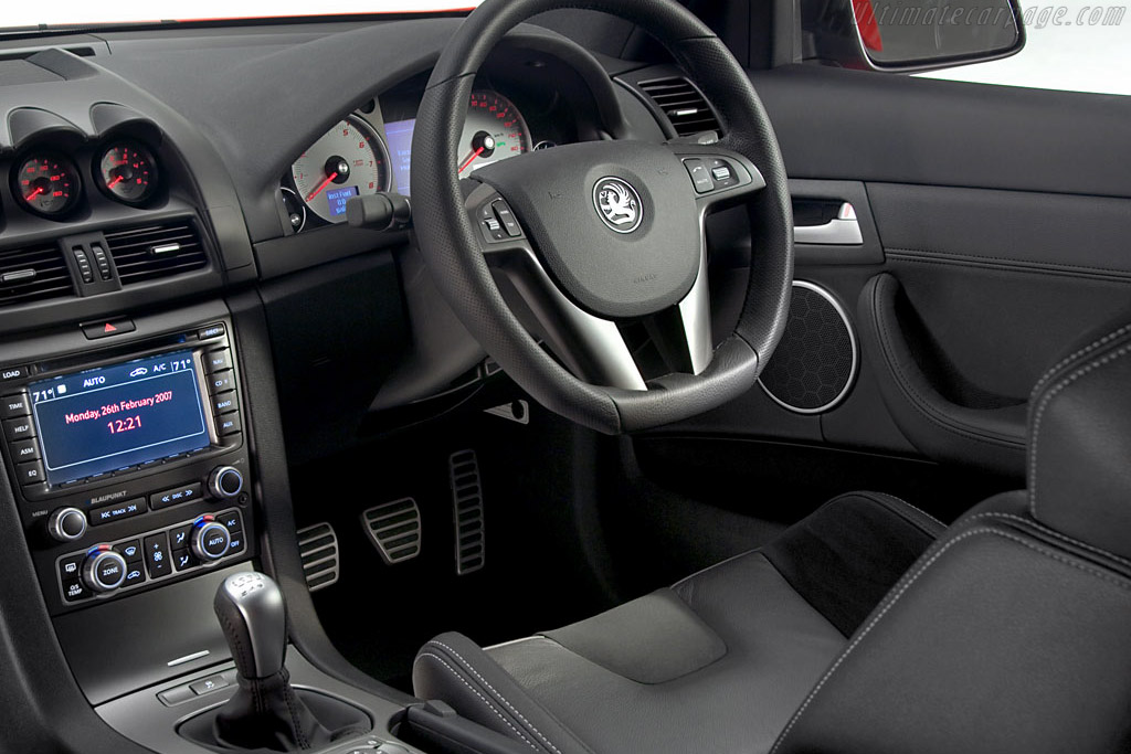 Vauxhall VXR8