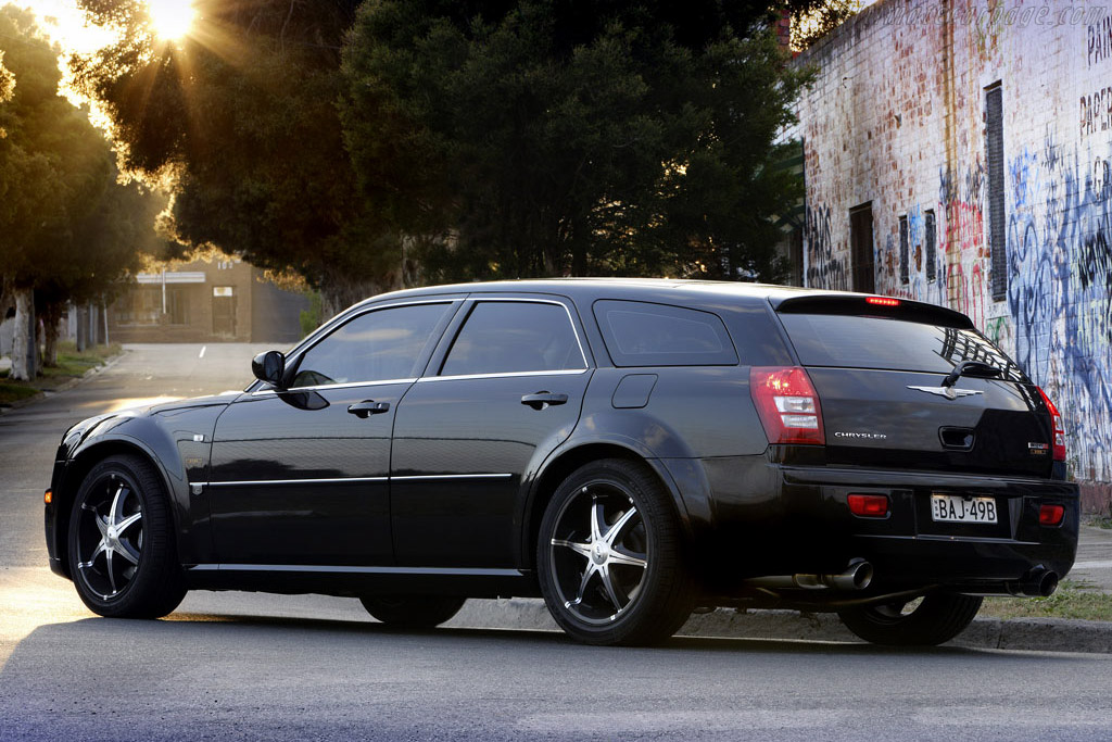 Chrysler 300C SRT8 Touring 'E490'