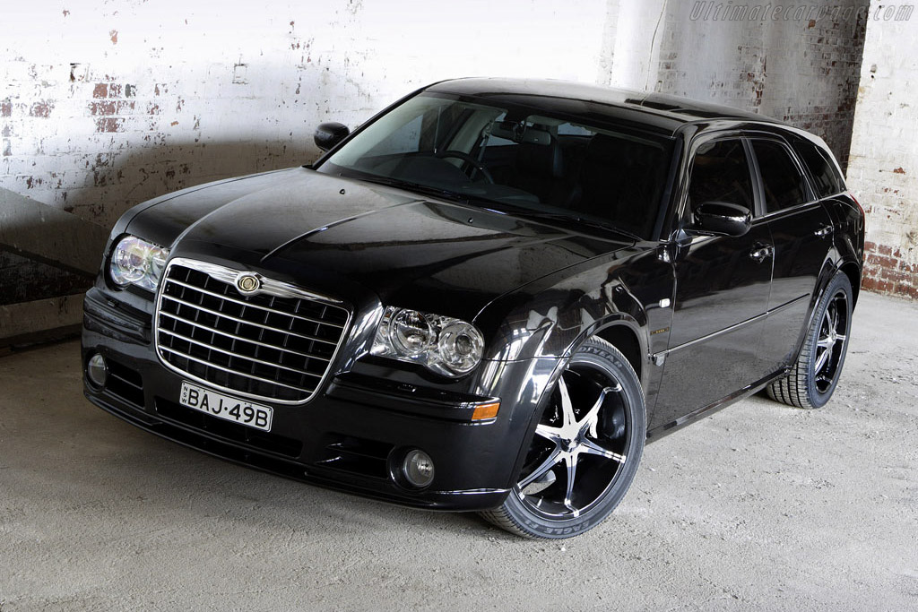 Chrysler 300C SRT8 Touring 'E490'
