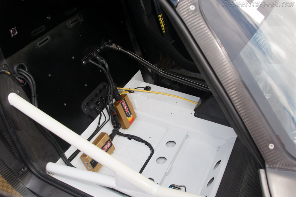 Porsche 911 GT1 - Chassis: 993-GT1-109  - 2013 Dix Mille Tours