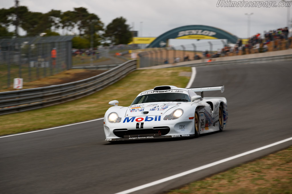 Porsche 911 GT1 Evolution - Chassis: 993-GT1-005  - 2023 Le Mans Classic