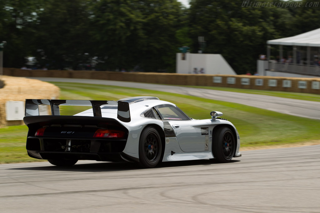 Porsche 911 GT1 Evolution - Chassis: 993-GT1-117  - 2015 Goodwood Festival of Speed