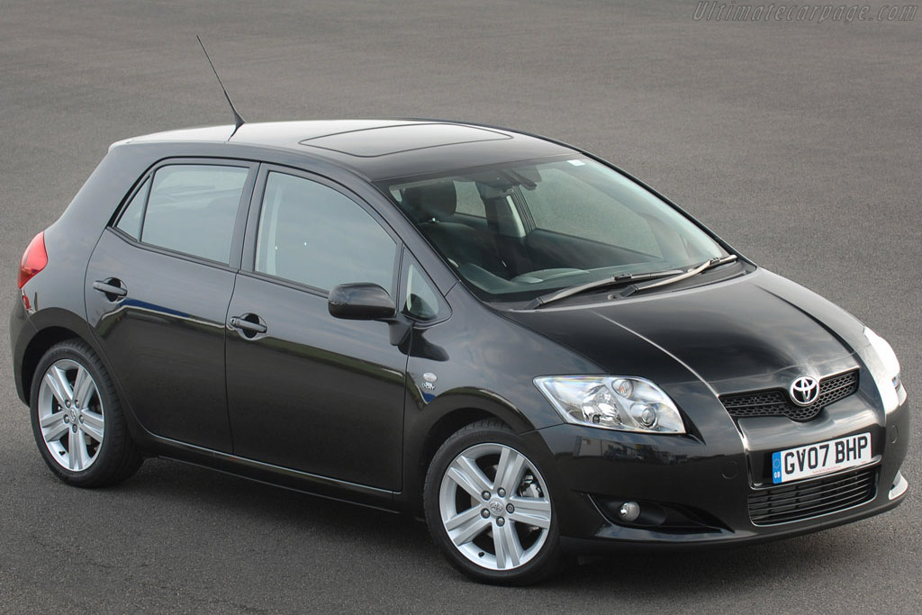 Toyota Auris T180