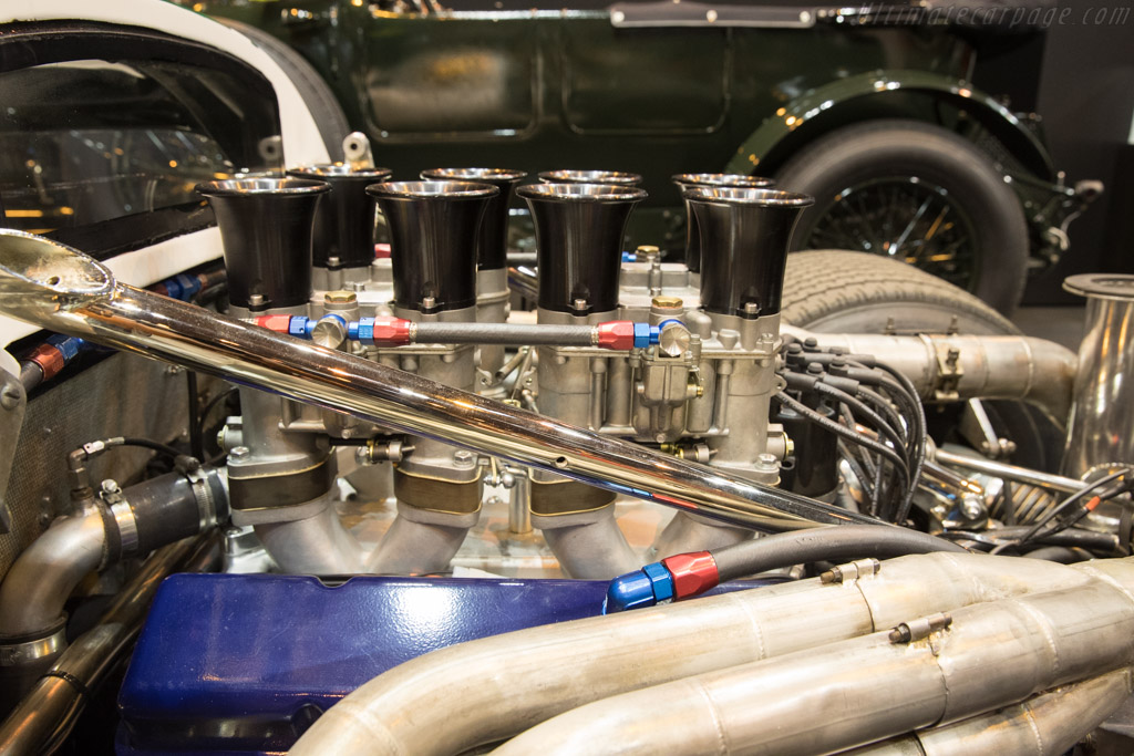 Lola T70 Mk3B Coupe Chevrolet - Chassis: SL76/138  - 2018 Retromobile