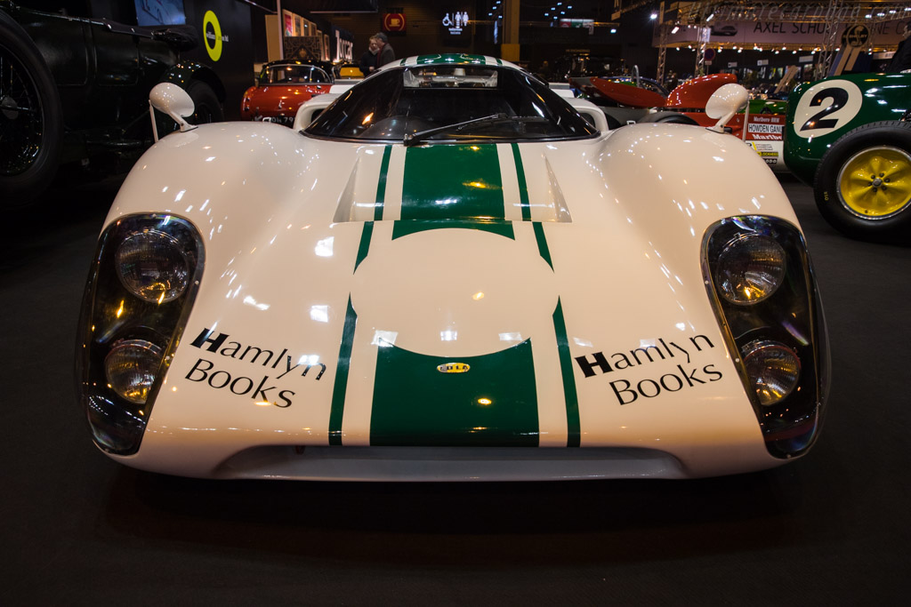 Lola T70 Mk3B Coupe Chevrolet - Chassis: SL76/138  - 2018 Retromobile