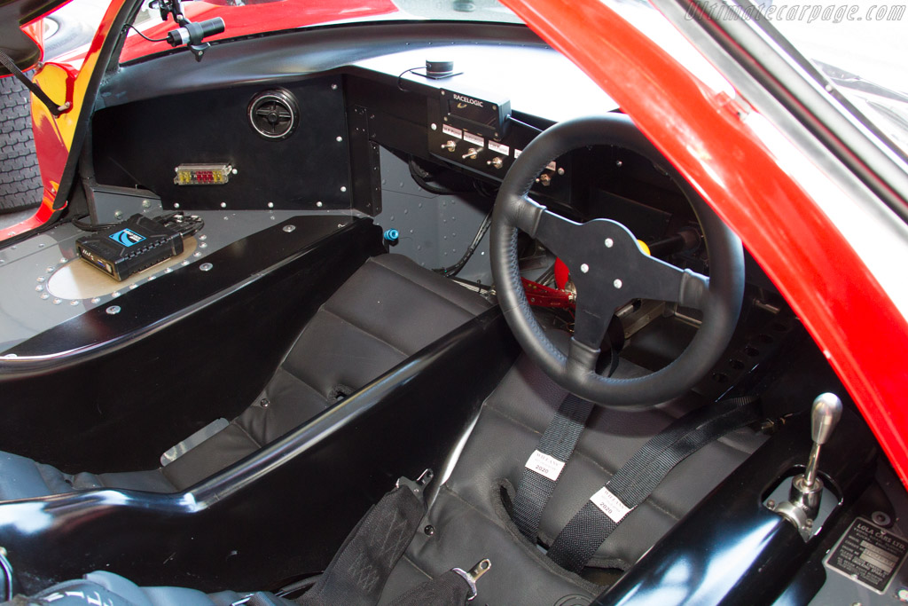 Lola T70 Mk3B Coupe Chevrolet - Chassis: SL76/145  - 2015 Historic Grand Prix Zandvoort