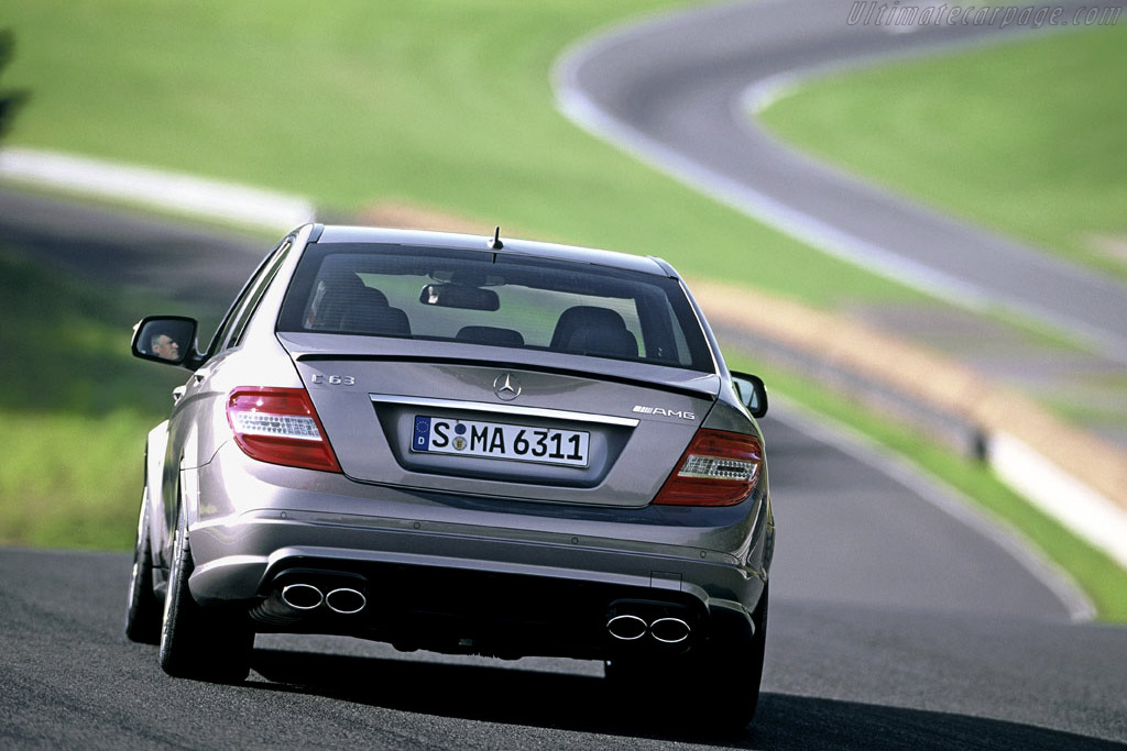 Mercedes-Benz C 63 AMG