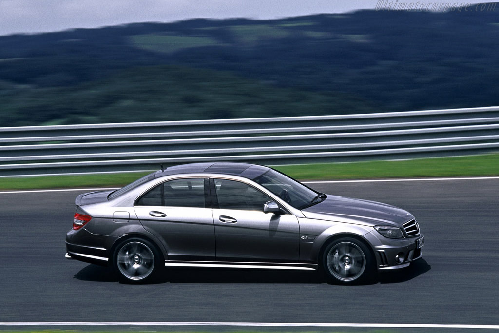 Mercedes-Benz C 63 AMG