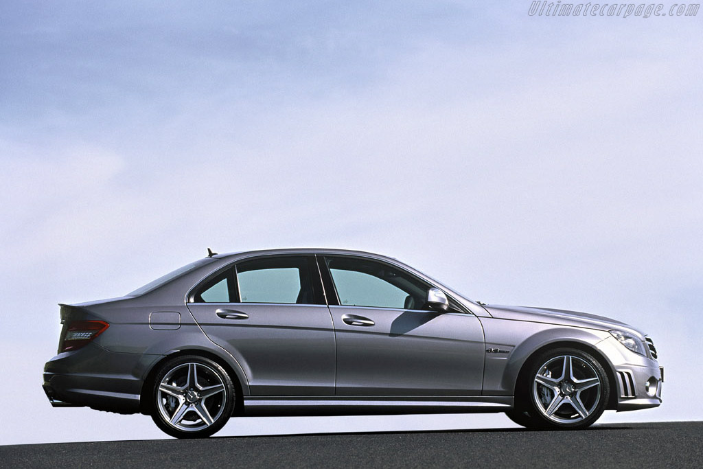 Mercedes-Benz C 63 AMG