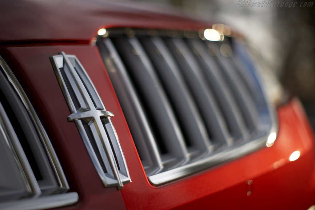 Lincoln MKS