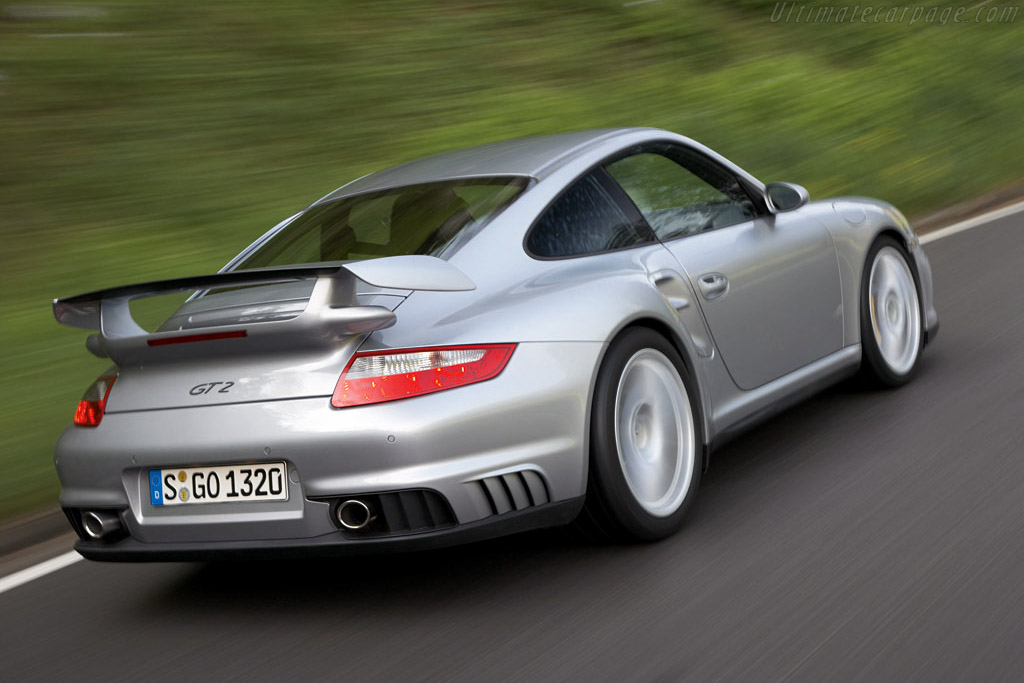 Porsche 911 GT2