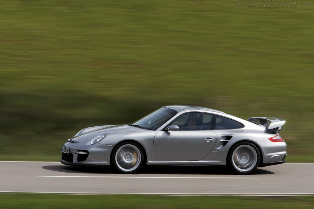 Porsche 911 GT2