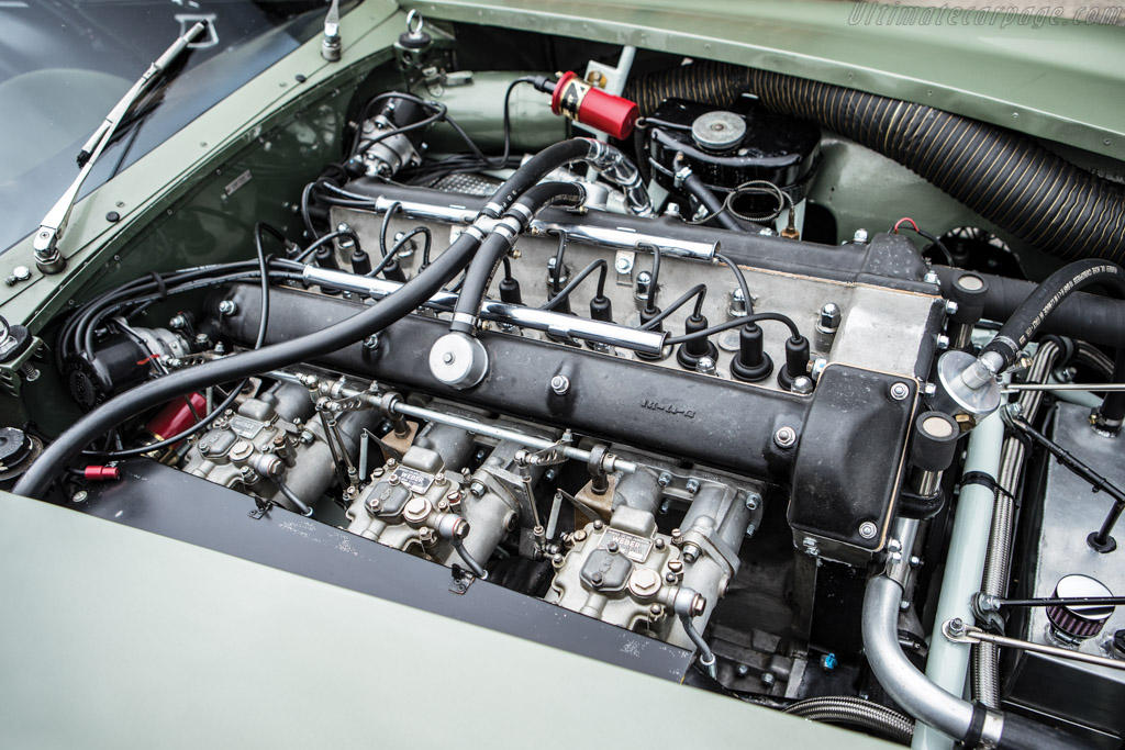 Aston Martin DP215