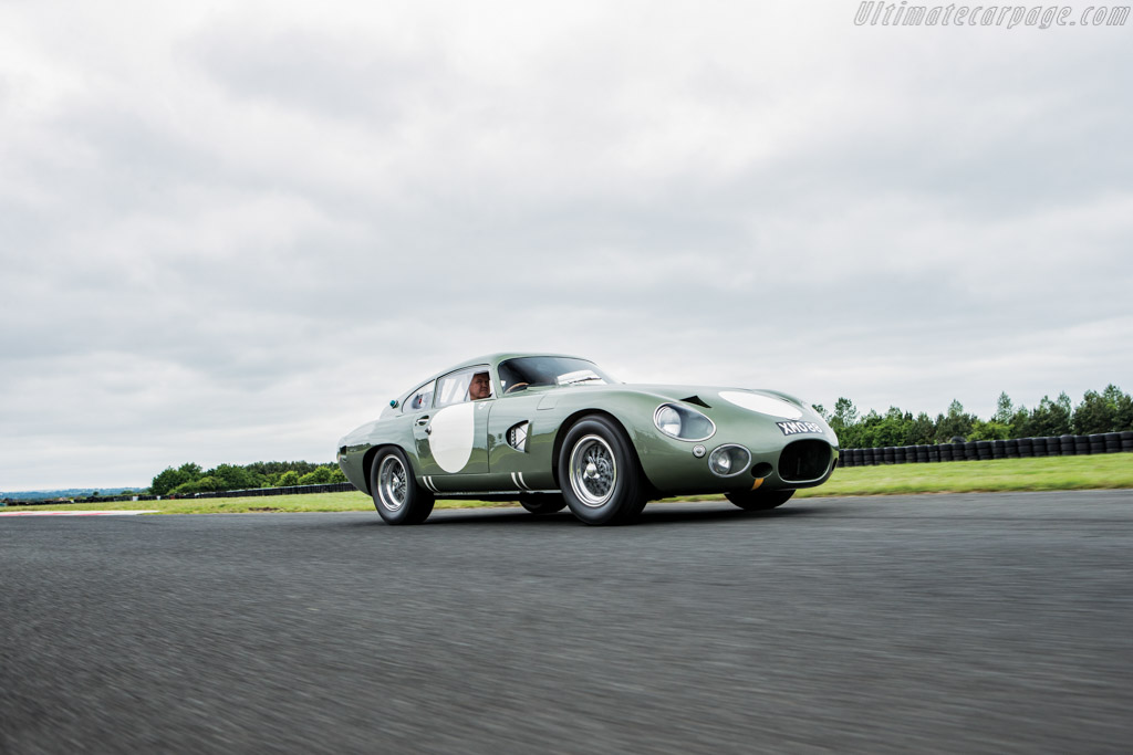 Aston Martin DP215