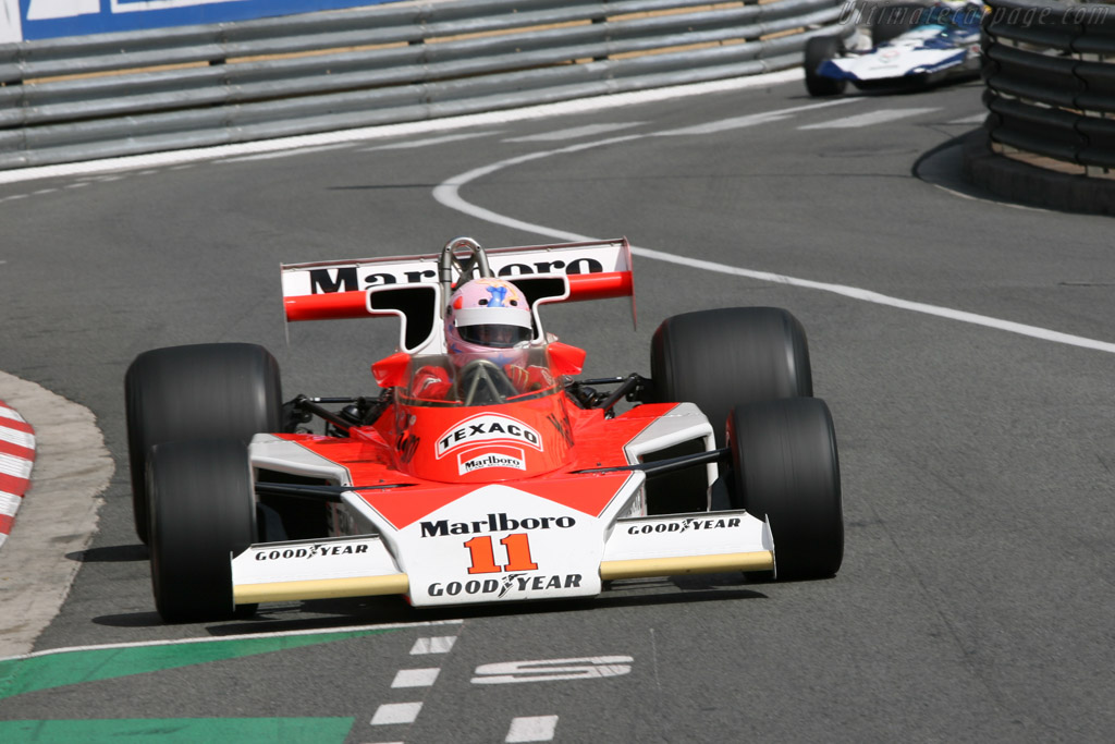 McLaren M23 Cosworth - Chassis: M23-6  - 2006 Monaco Historic Grand Prix