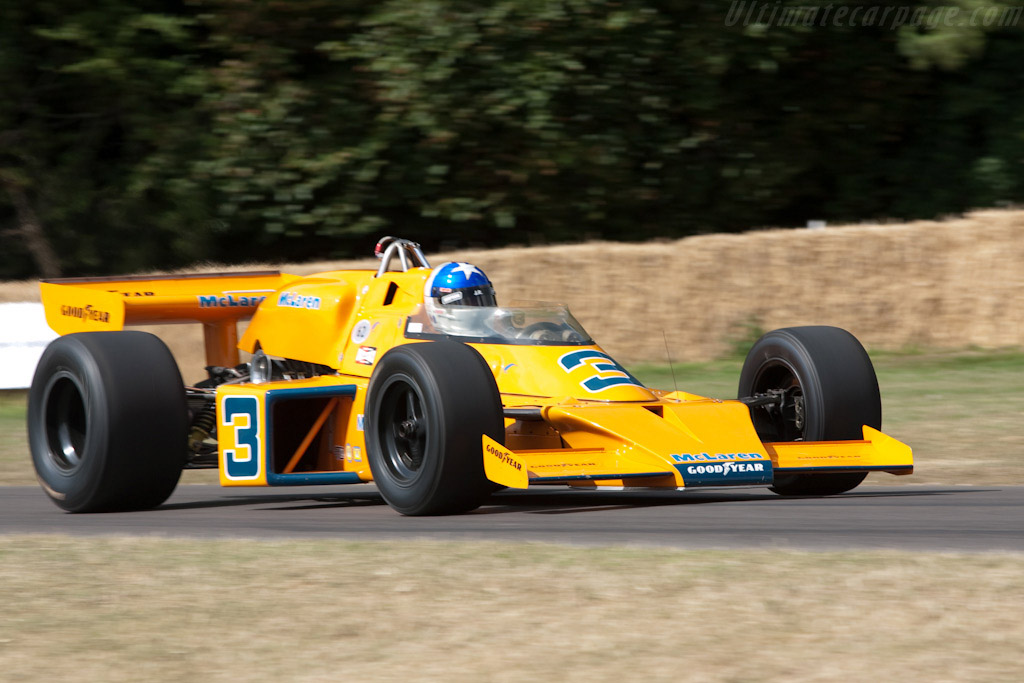 McLaren M16C/D Offenhauser - Chassis: M16C/5 - Driver: Johnny Rutherford - 2009 Goodwood Festival of Speed