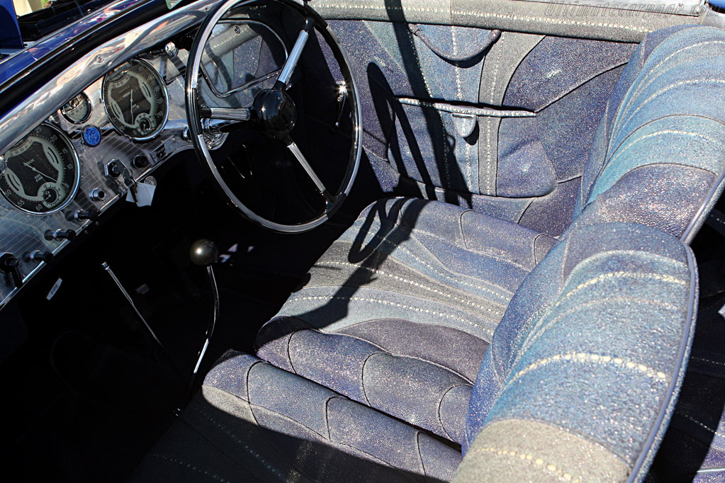 Alfa Romeo 8C 2900B Stabilimenti Farina Cabriolet