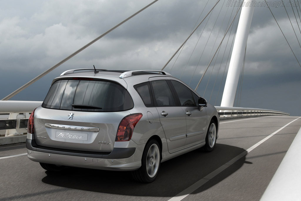 Peugeot 308 SW Prologue Concept