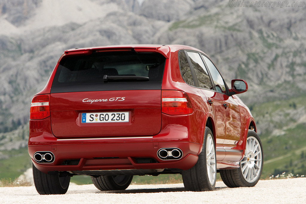 Porsche Cayenne GTS