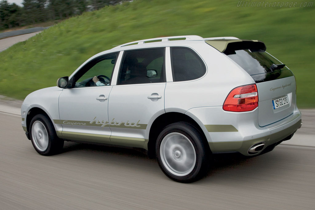 Porsche Cayenne Hybrid Concept