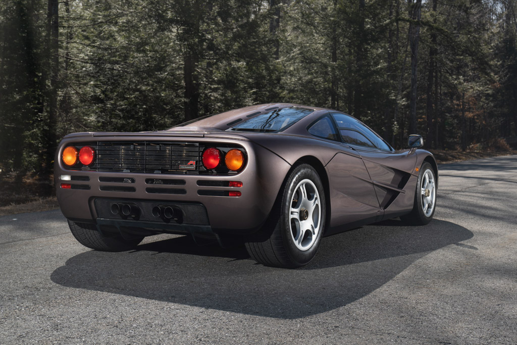 Зонт mclaren f1