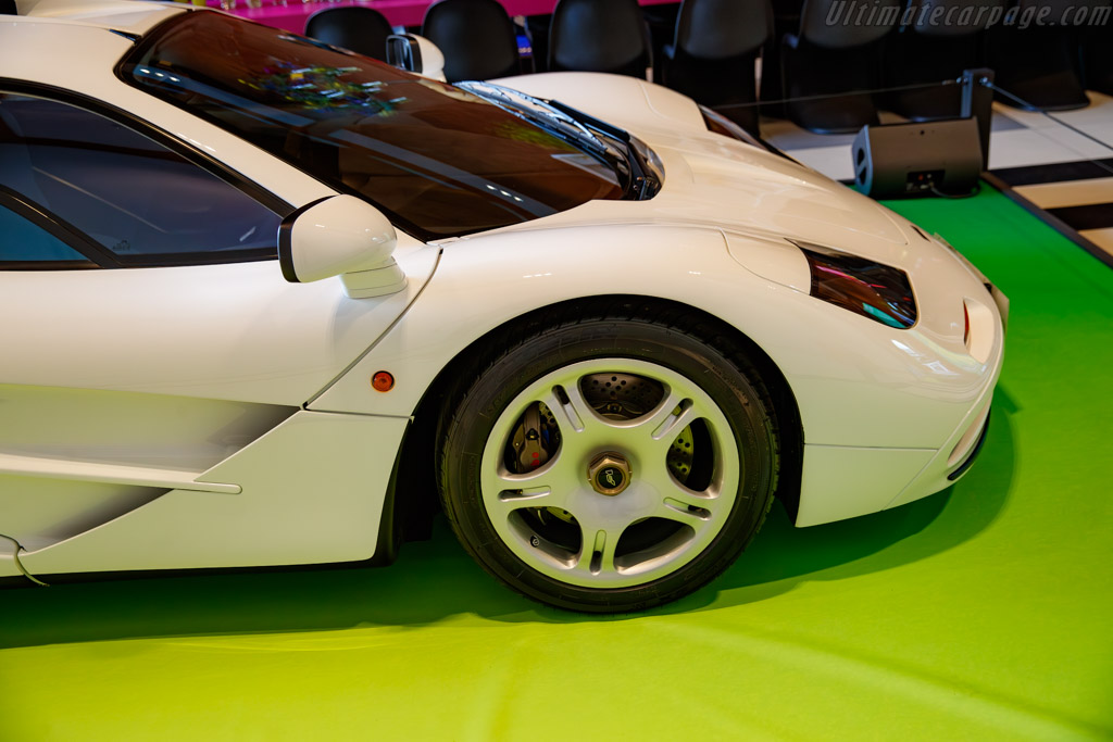 McLaren F1 - Chassis: 053  - Supercars from the 1990s at the Louwman Museum