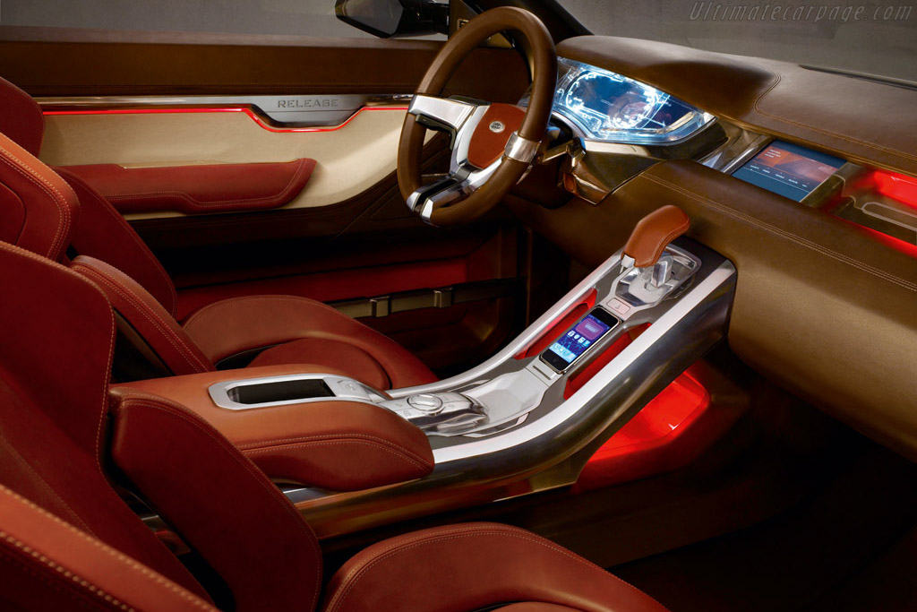 Land Rover LRX Concept