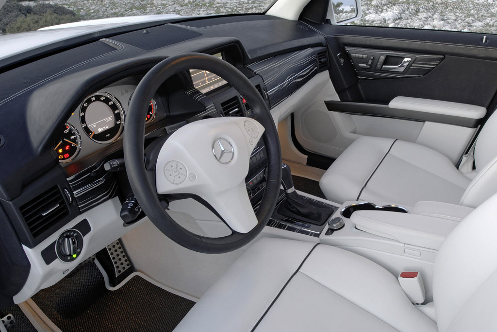 Mercedes-Benz Vision GLK Freeside