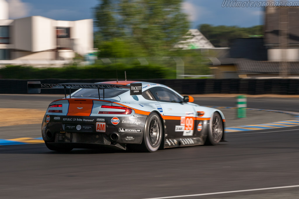 Aston Martin V8 Vantage GT2 - Chassis: V8 X2  - 2012 24 Hours of Le Mans
