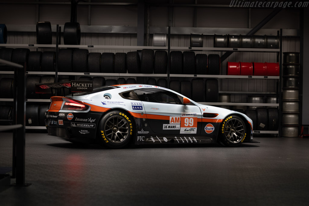 Aston Martin V8 Vantage GT2