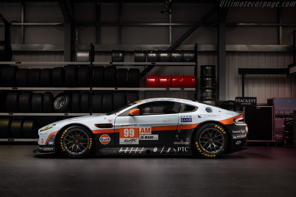 Aston Martin V8 Vantage GT2
