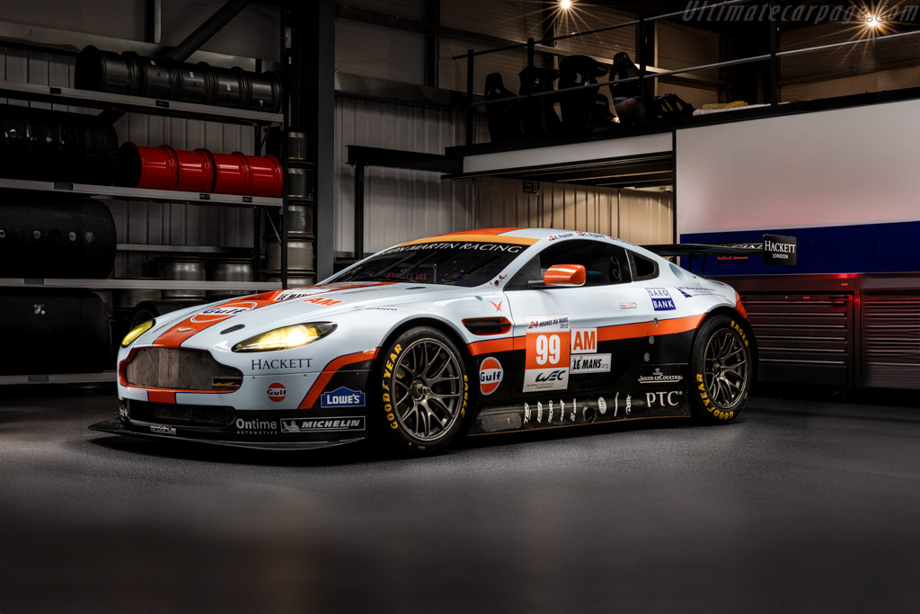 Aston Martin V8 Vantage GT2