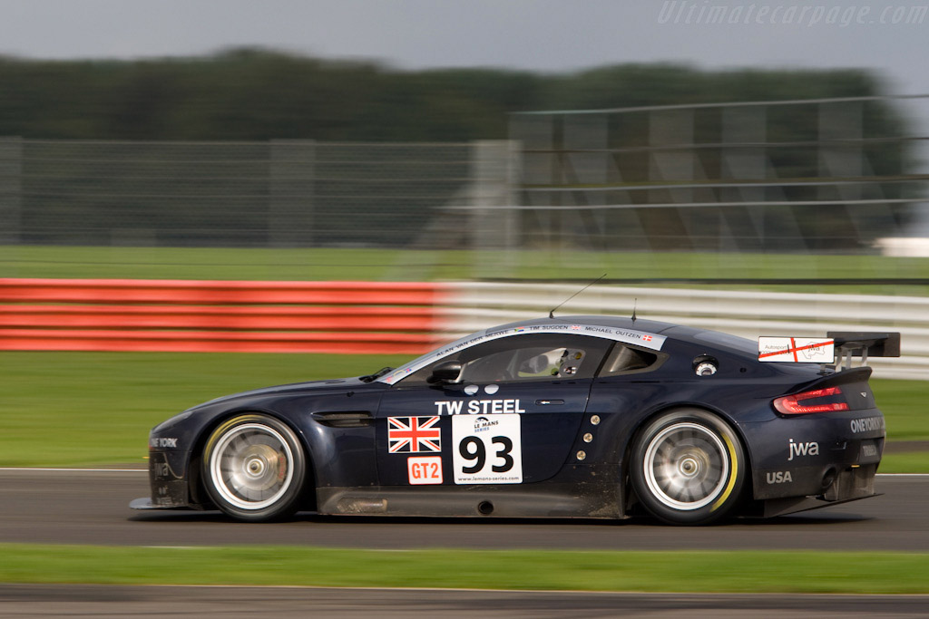 Aston Martin V8 Vantage GT2 - Chassis: GT2/003  - 2008 Le Mans Series Silverstone 1000 km