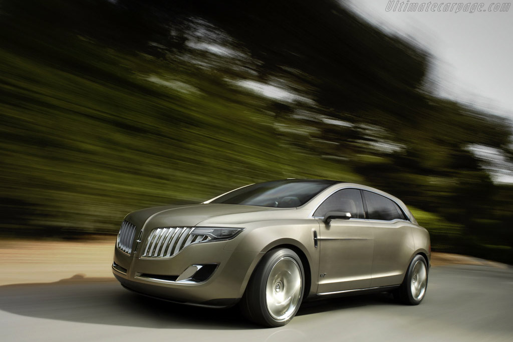 Lincoln MKT Concept