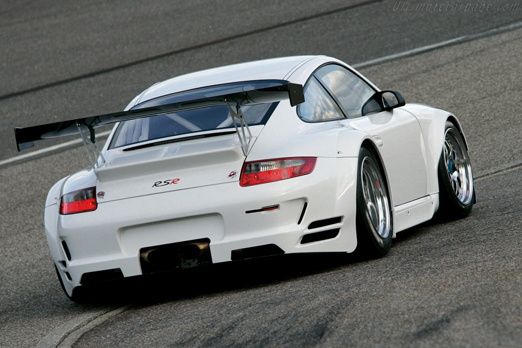 Porsche 911 GT3 RSR Evo