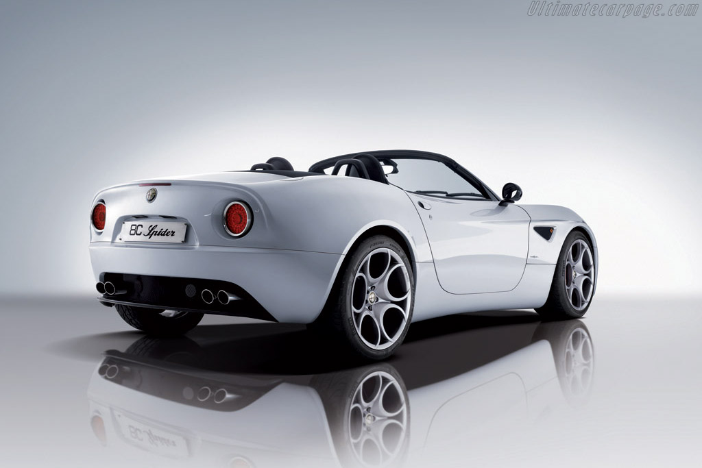 Alfa Romeo 8C Spider