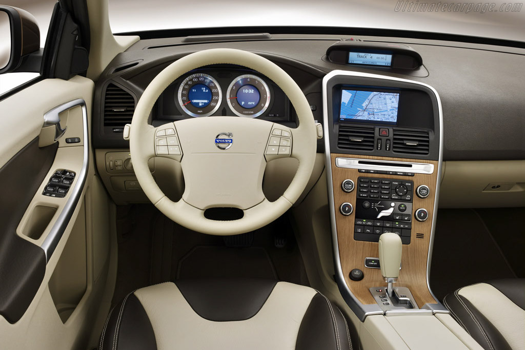 Volvo XC60 T6