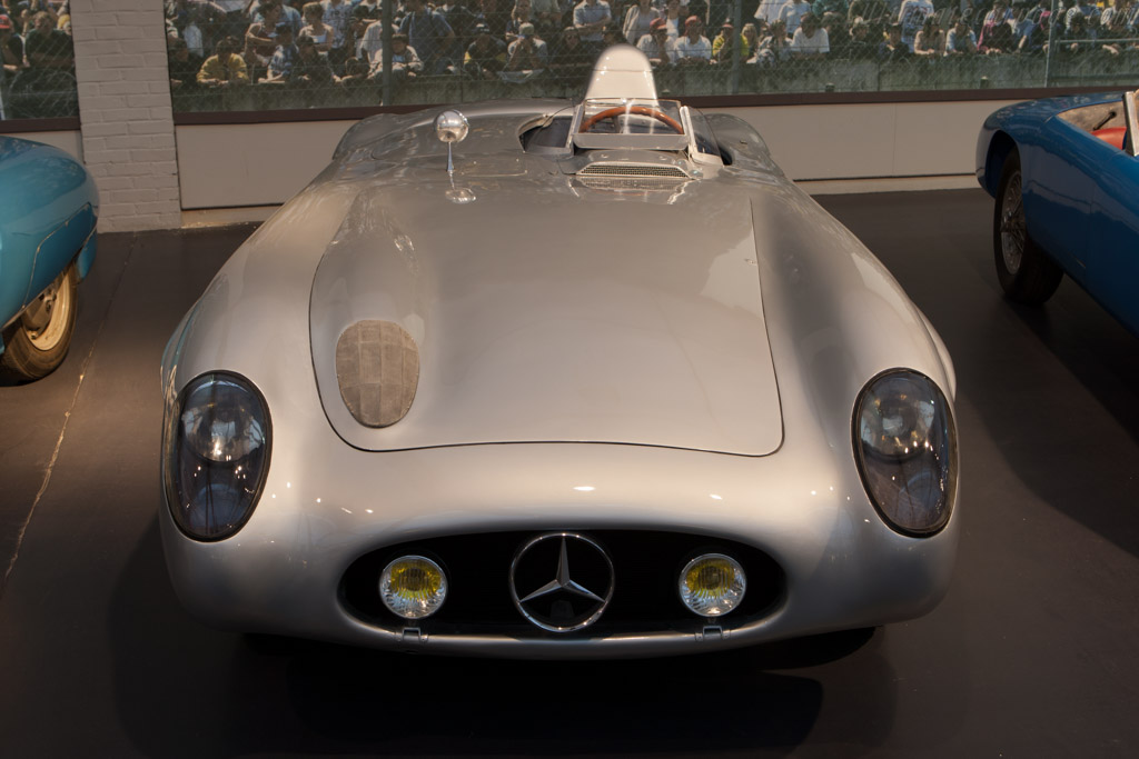 Mercedes-Benz 300 SLR Roadster