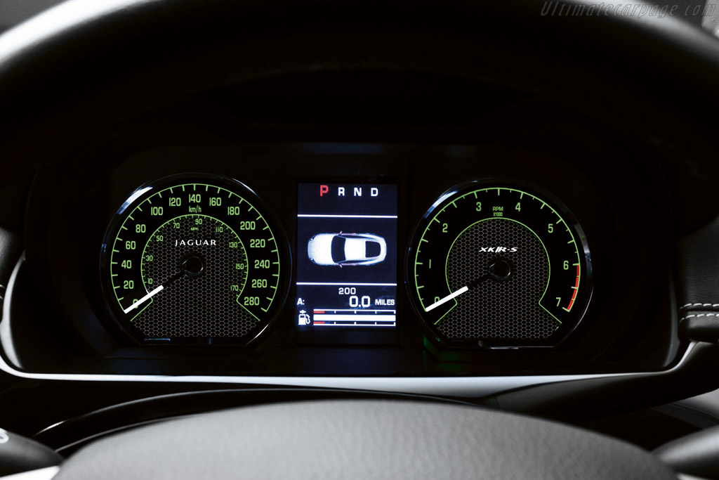 Jaguar XKR-S
