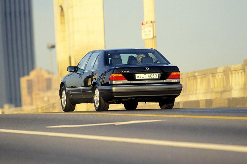 Mercedes-Benz S 600