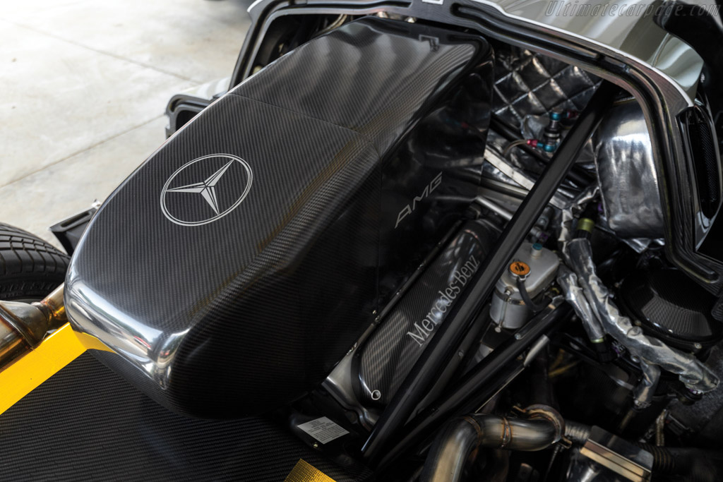 Mercedes-Benz CLK-GTR Coupe