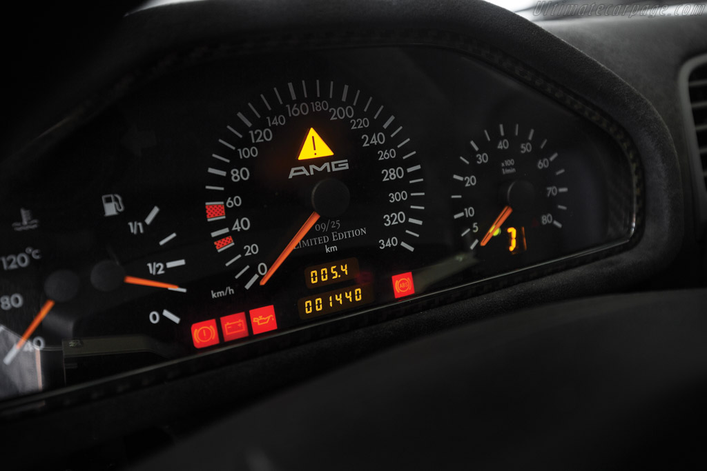 Mercedes-Benz CLK-GTR Coupe