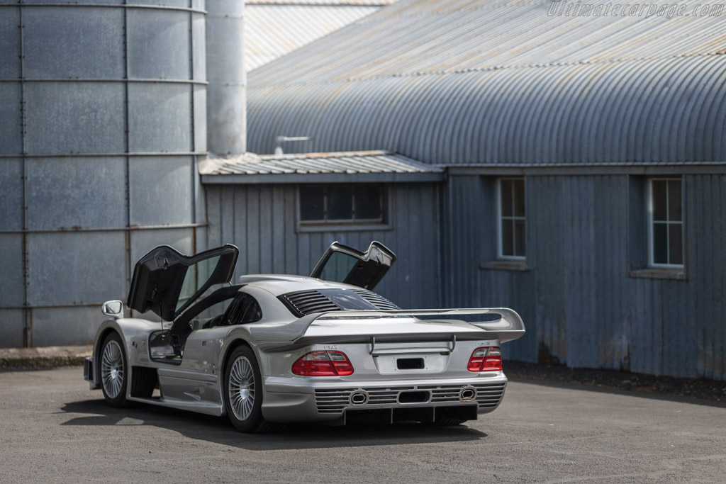 Mercedes-Benz CLK-GTR Coupe