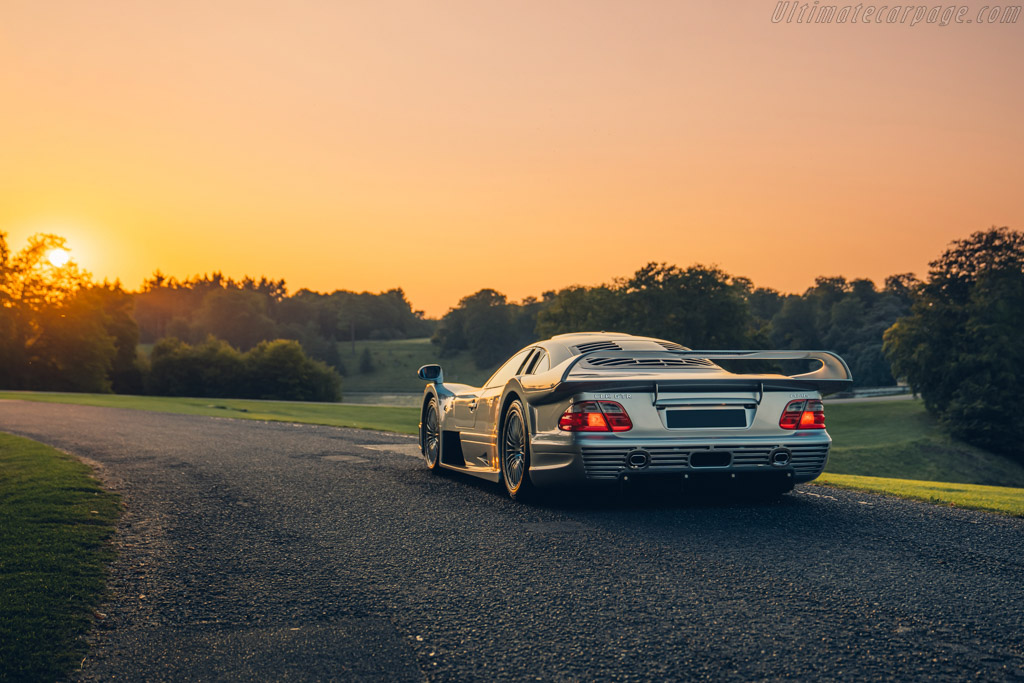 Mercedes-Benz CLK-GTR Coupe