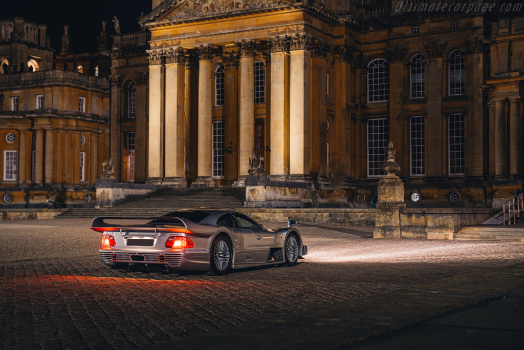 Mercedes-Benz CLK-GTR Coupe